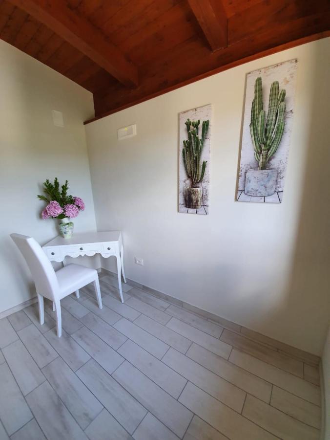 Colle Del Mirto Villa Castelnuovo Cilento ภายนอก รูปภาพ