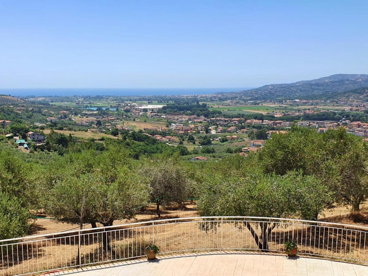 Colle Del Mirto Villa Castelnuovo Cilento ภายนอก รูปภาพ