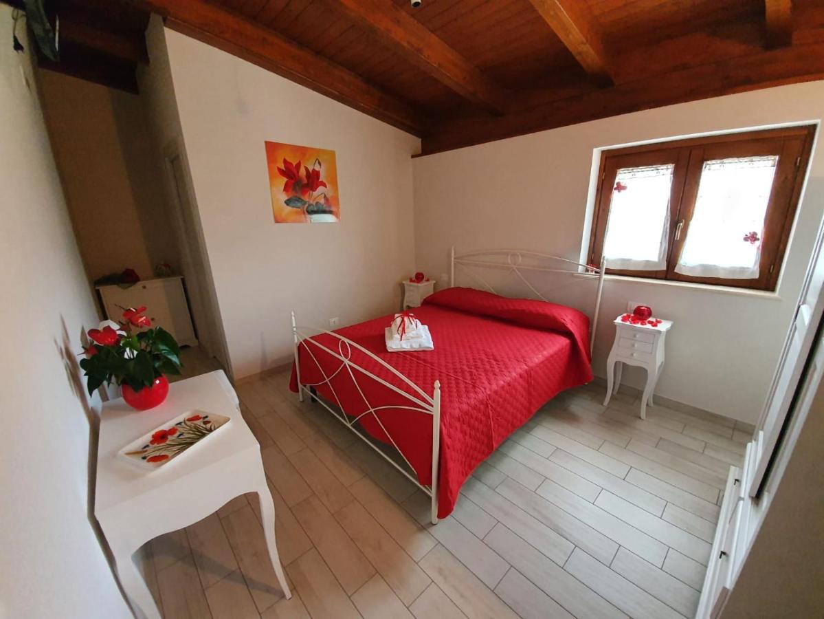 Colle Del Mirto Villa Castelnuovo Cilento ภายนอก รูปภาพ