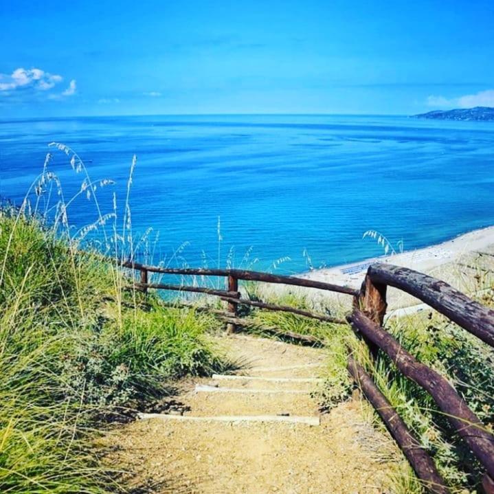 Colle Del Mirto Villa Castelnuovo Cilento ภายนอก รูปภาพ